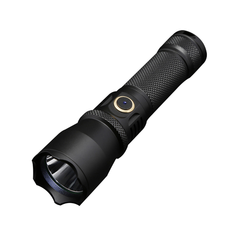 Waterproof Black Energy Saving Free Zoom Flashlight